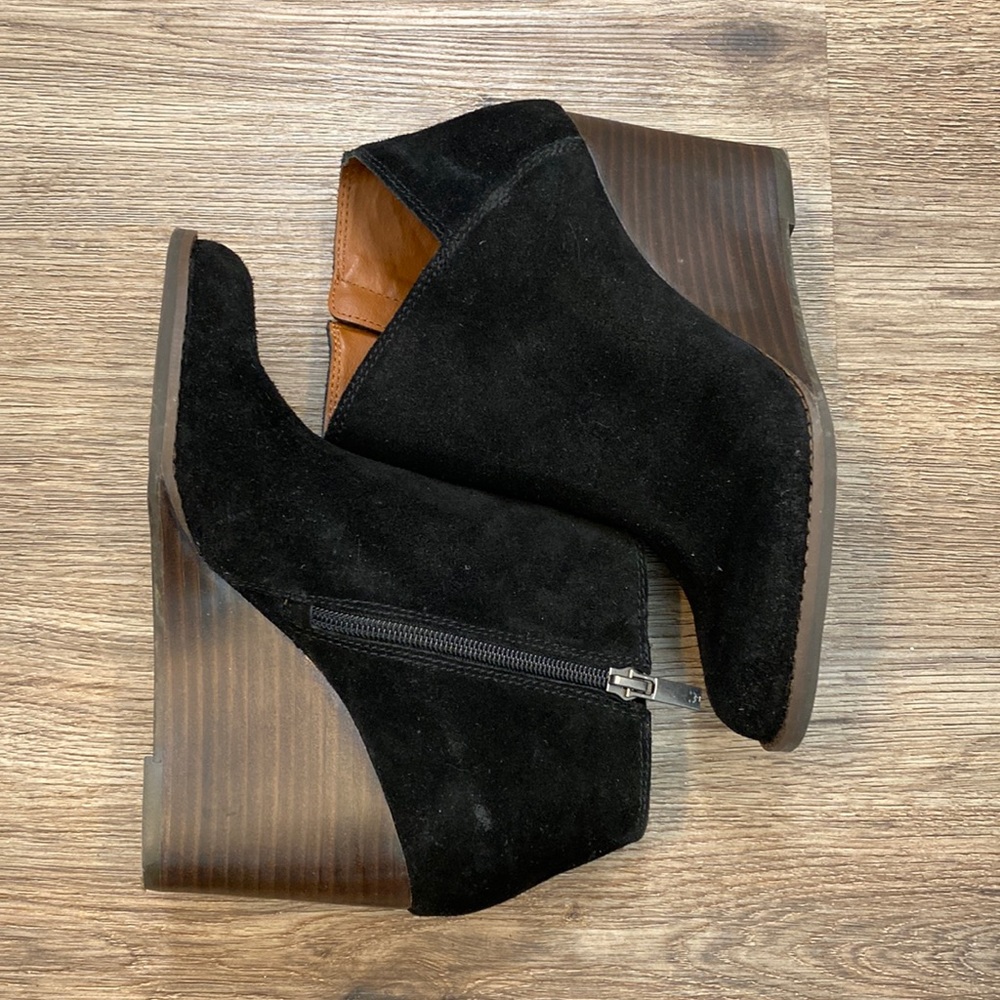 Lucky brand black booties